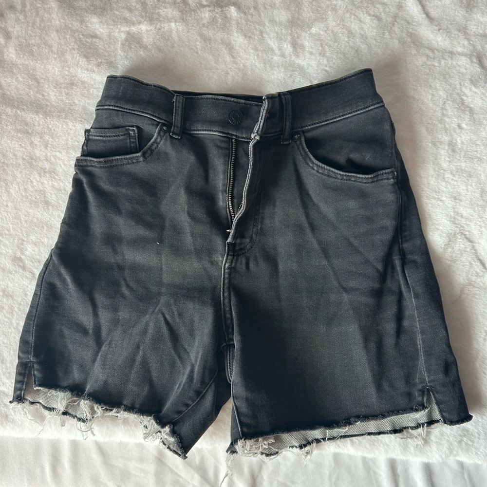 Express Black Denim Cutoff Shorts Women Size 0 High Rise Distressed Raw Hem